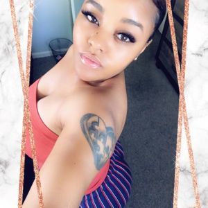 Meet your Posher, Denitra